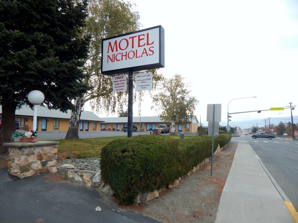 Motel Nicholas Omak Exteriér fotografie